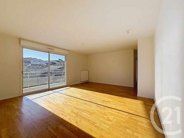 Appartement F4 à vendre - 4 pièces - 70.0 m2 - CLERMONT FERRAND - 63 - AUVERGNE - Century 21 Stéphane Roume Immobilier