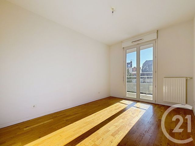 Appartement F4 à vendre - 4 pièces - 70.0 m2 - CLERMONT FERRAND - 63 - AUVERGNE - Century 21 Stéphane Roume Immobilier