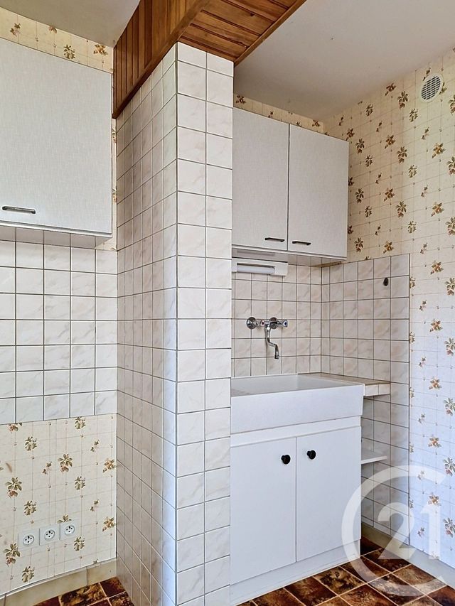maison à vendre - 6 pièces - 129.0 m2 - CEYRAT - 63 - AUVERGNE - Century 21 Stéphane Roume Immobilier