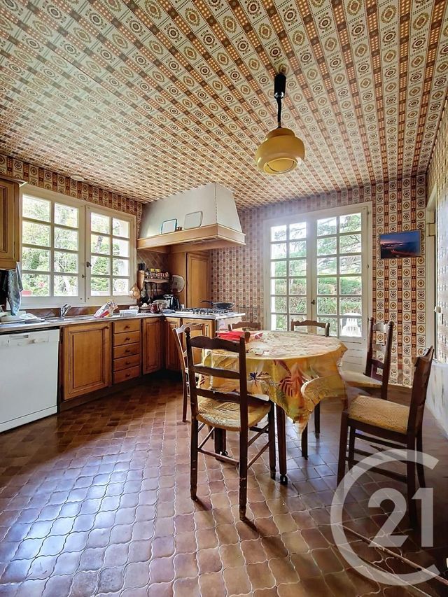 maison à vendre - 8 pièces - 214.0 m2 - CLERMONT FERRAND - 63 - AUVERGNE - Century 21 Stéphane Roume Immobilier