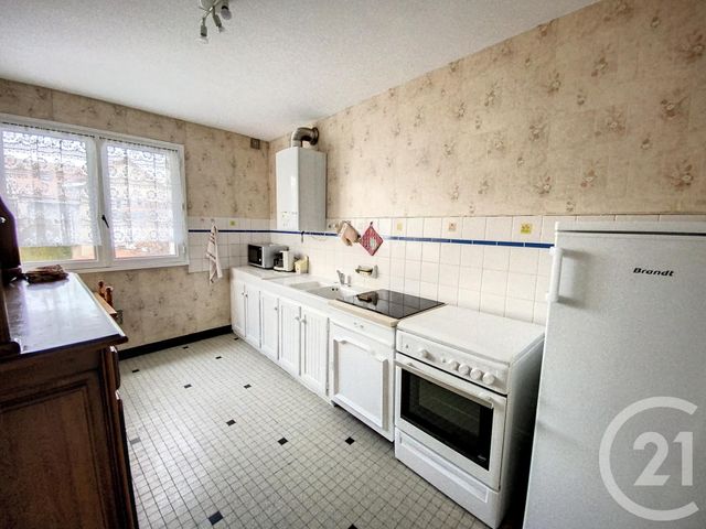 Appartement F3 à louer - 3 pièces - 79.08 m2 - BEAUMONT - 63 - AUVERGNE - Century 21 Stéphane Roume Immobilier