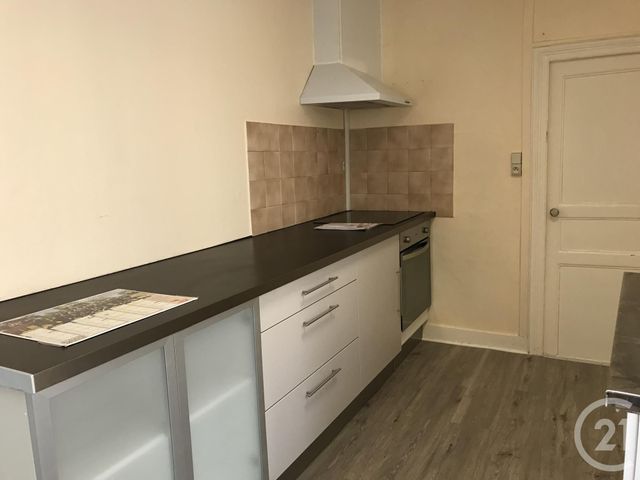 Appartement F3 à louer - 3 pièces - 62.98 m2 - LA ROCHE BLANCHE - 63 - AUVERGNE - Century 21 Stéphane Roume Immobilier