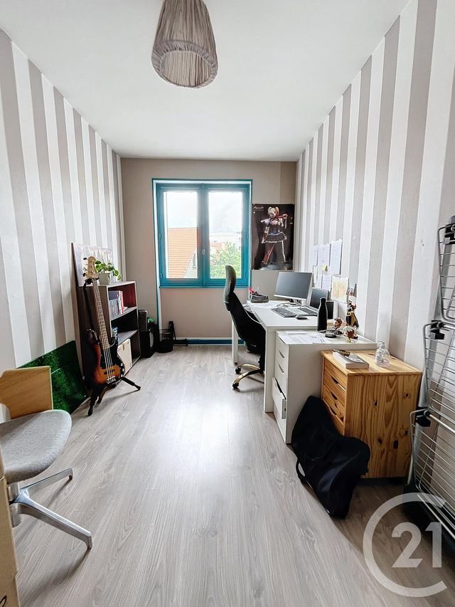 Appartement à louer - 3 pièces - 67.46 m2 - CLERMONT FERRAND - 63 - AUVERGNE - Century 21 Stéphane Roume Immobilier