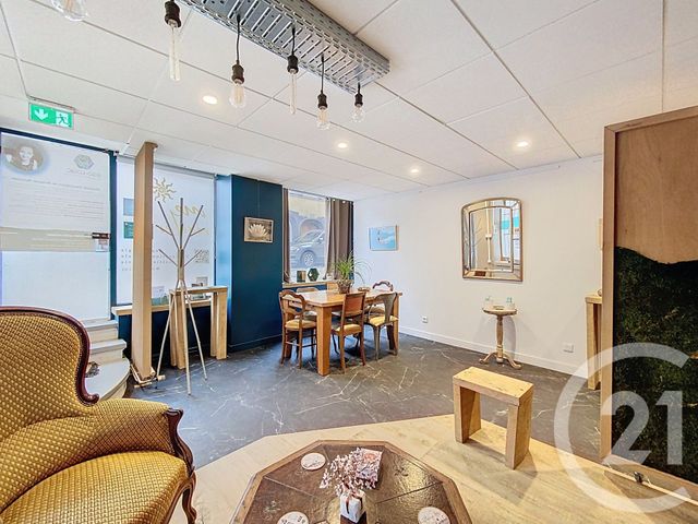 commerce à louer - 29.0 m2 - CLERMONT FERRAND - 63 - AUVERGNE - Century 21 Stéphane Roume Immobilier