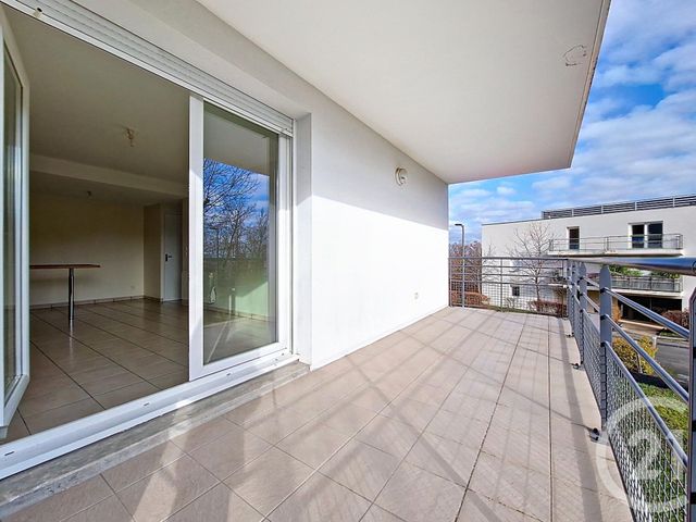 Appartement T2 à vendre - 2 pièces - 39.64 m2 - CEYRAT - 63 - AUVERGNE - Century 21 Stéphane Roume Immobilier