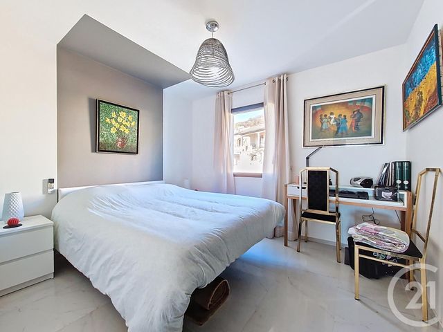 Appartement T5 à vendre - 5 pièces - 212.0 m2 - CLERMONT FERRAND - 63 - AUVERGNE - Century 21 Stéphane Roume Immobilier