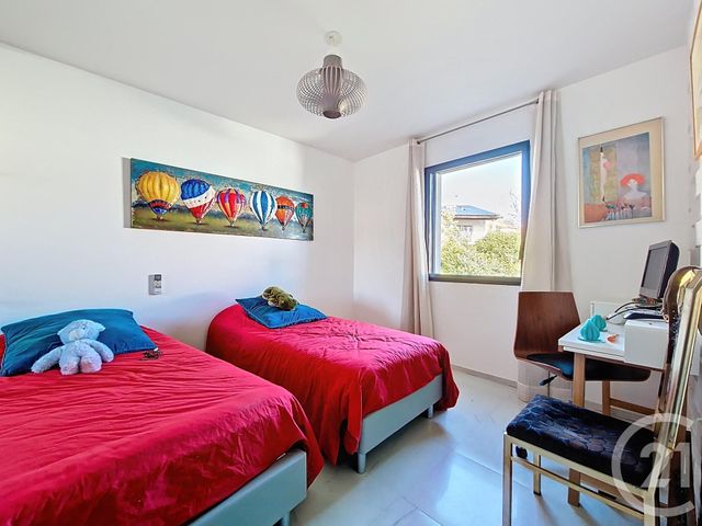 Appartement T5 à vendre - 5 pièces - 212.0 m2 - CLERMONT FERRAND - 63 - AUVERGNE - Century 21 Stéphane Roume Immobilier