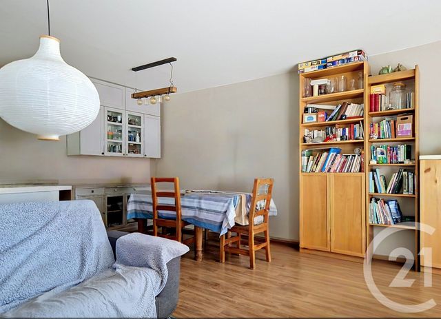 Appartement F4 à vendre - 4 pièces - 89.76 m2 - CLERMONT FERRAND - 63 - AUVERGNE - Century 21 Stéphane Roume Immobilier