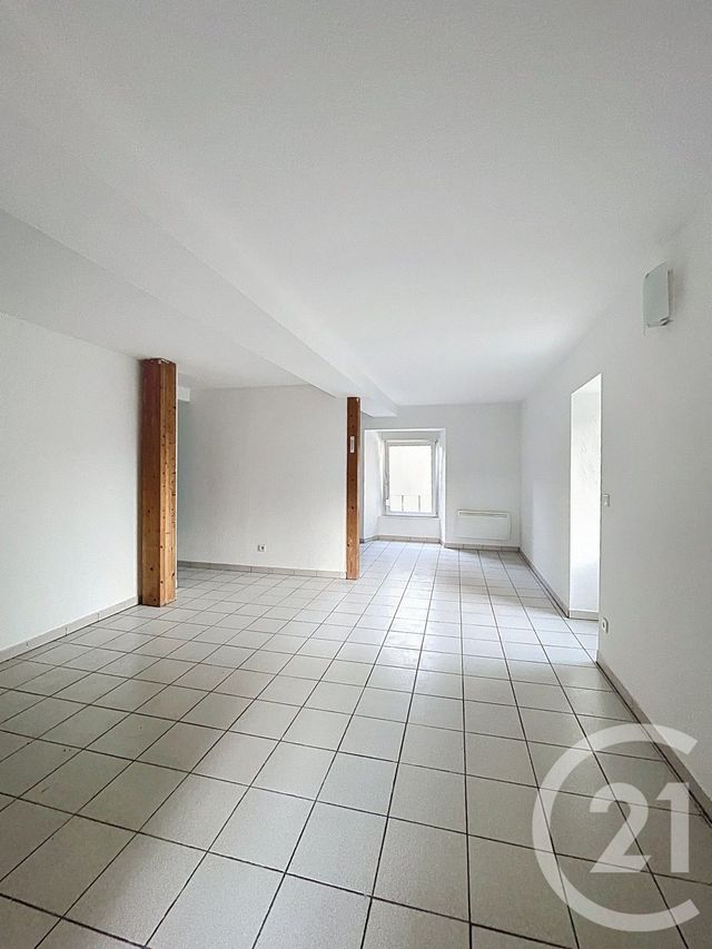 Appartement F2 à vendre - 2 pièces - 47.63 m2 - CLERMONT FERRAND - 63 - AUVERGNE - Century 21 Stéphane Roume Immobilier