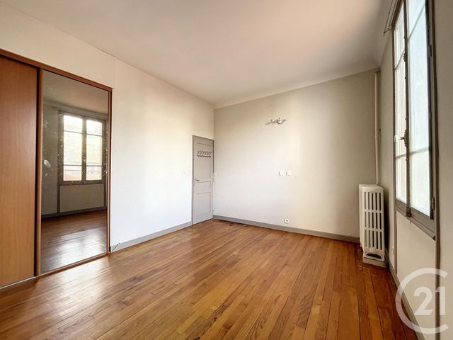 Appartement F3 à louer - 3 pièces - 77.0 m2 - CLERMONT FERRAND - 63 - AUVERGNE - Century 21 Stéphane Roume Immobilier