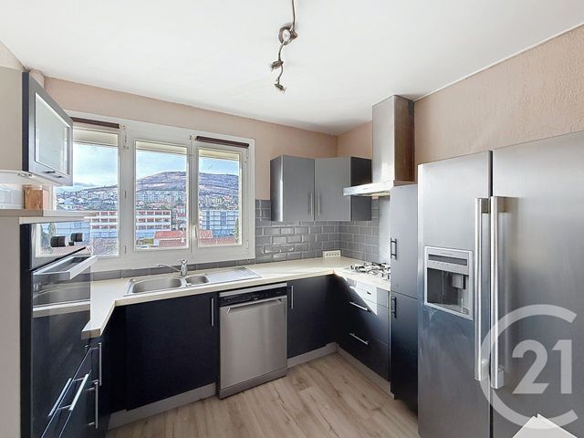 Appartement F3 à vendre - 3 pièces - 55.14 m2 - CLERMONT FERRAND - 63 - AUVERGNE - Century 21 Stéphane Roume Immobilier