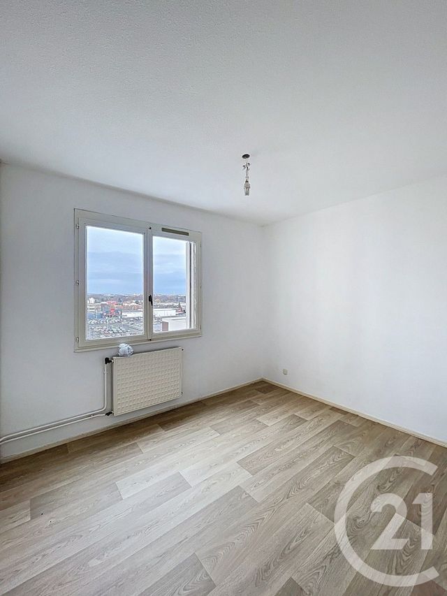 Appartement F4 à vendre - 4 pièces - 79.8 m2 - CLERMONT FERRAND - 63 - AUVERGNE - Century 21 Stéphane Roume Immobilier