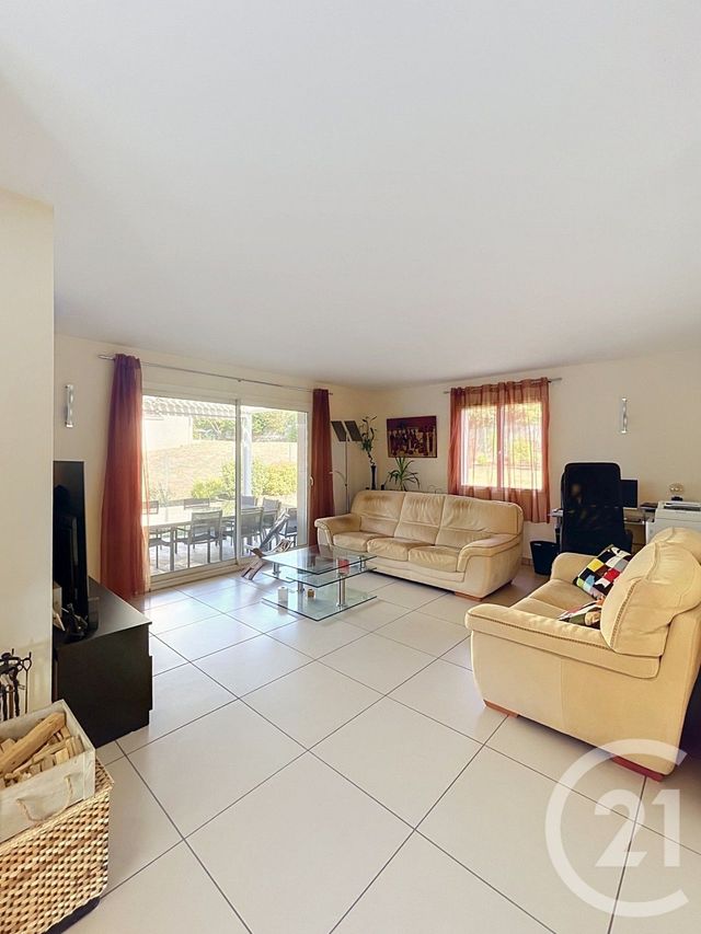 maison à vendre - 6 pièces - 195.97 m2 - PERIGNAT LES SARLIEVE - 63 - AUVERGNE - Century 21 Stéphane Roume Immobilier