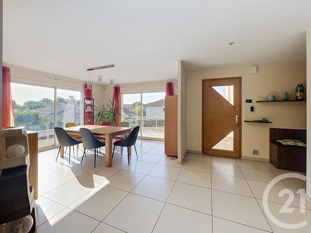 maison à vendre - 6 pièces - 195.97 m2 - PERIGNAT LES SARLIEVE - 63 - AUVERGNE - Century 21 Stéphane Roume Immobilier