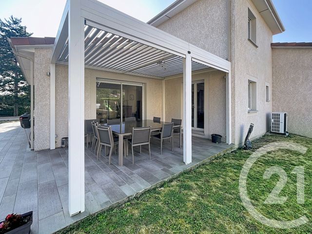 maison à vendre - 6 pièces - 195.97 m2 - PERIGNAT LES SARLIEVE - 63 - AUVERGNE - Century 21 Stéphane Roume Immobilier