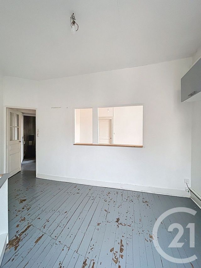 Appartement F3 à vendre - 3 pièces - 57.9 m2 - CLERMONT FERRAND - 63 - AUVERGNE - Century 21 Stéphane Roume Immobilier