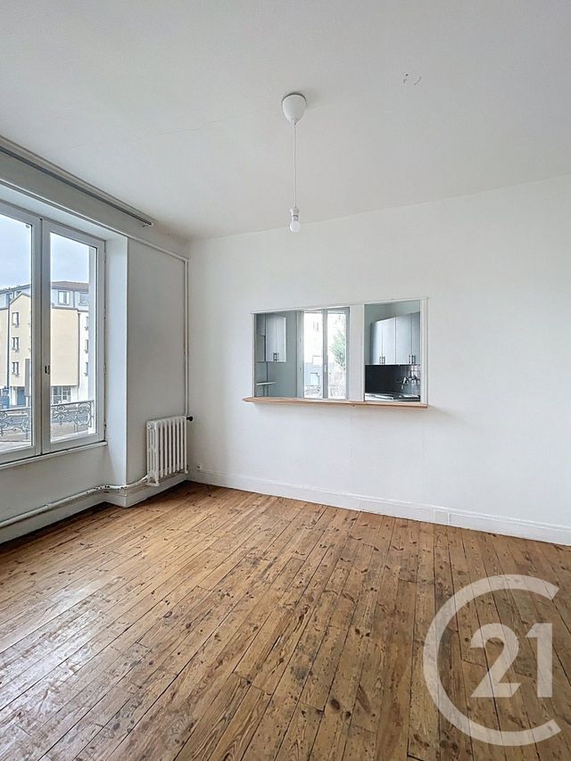 Appartement F3 à vendre - 3 pièces - 57.9 m2 - CLERMONT FERRAND - 63 - AUVERGNE - Century 21 Stéphane Roume Immobilier