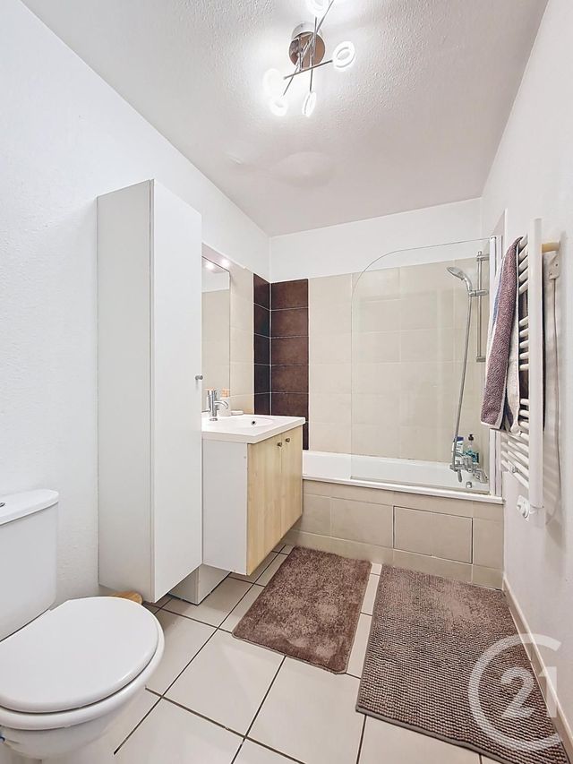 Appartement T1 à vendre - 1 pièce - 33.25 m2 - CLERMONT FERRAND - 63 - AUVERGNE - Century 21 Stéphane Roume Immobilier