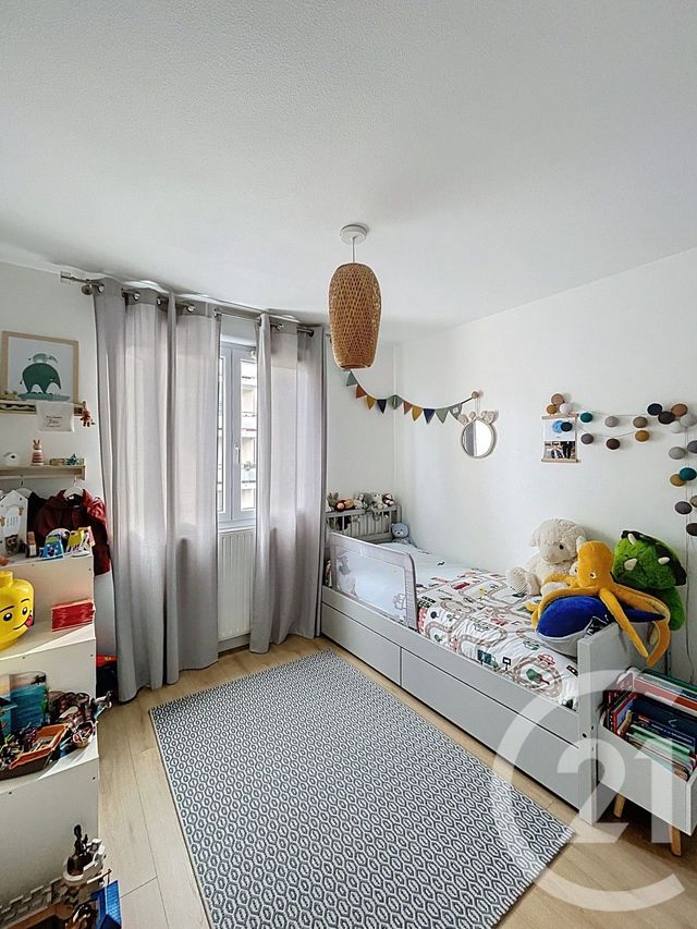 Appartement F4 à vendre - 4 pièces - 74.27 m2 - CLERMONT FERRAND - 63 - AUVERGNE - Century 21 Stéphane Roume Immobilier