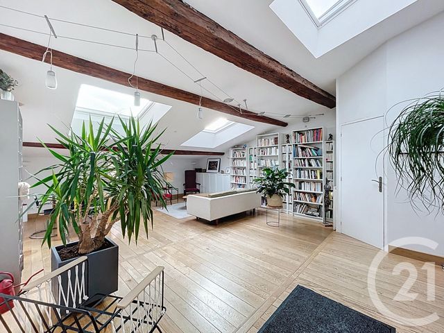 Appartement T4 à vendre - 4 pièces - 104.89 m2 - CLERMONT FERRAND - 63 - AUVERGNE - Century 21 Stéphane Roume Immobilier