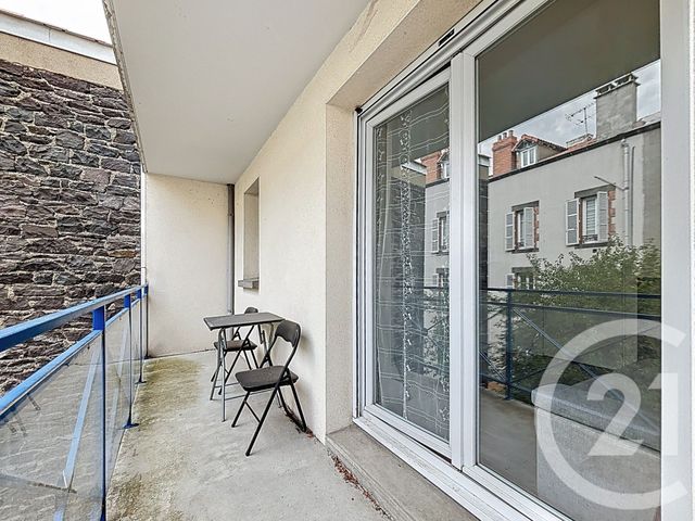 Appartement F1 à louer - 1 pièce - 23.38 m2 - CLERMONT FERRAND - 63 - AUVERGNE - Century 21 Stéphane Roume Immobilier
