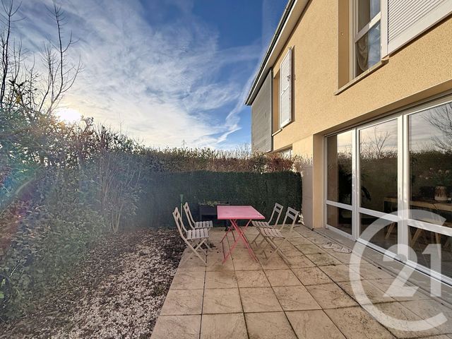 maison à vendre - 3 pièces - 62.02 m2 - CEBAZAT - 63 - AUVERGNE - Century 21 Stéphane Roume Immobilier