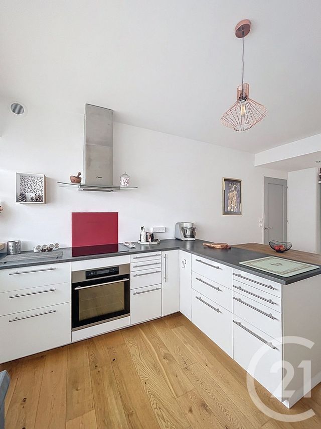 Appartement F4 à vendre - 4 pièces - 84.23 m2 - CLERMONT FERRAND - 63 - AUVERGNE - Century 21 Stéphane Roume Immobilier