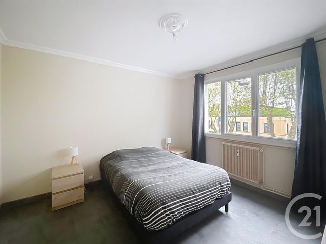 Appartement F3 à louer - 3 pièces - 81.62 m2 - CLERMONT FERRAND - 63 - AUVERGNE - Century 21 Stéphane Roume Immobilier