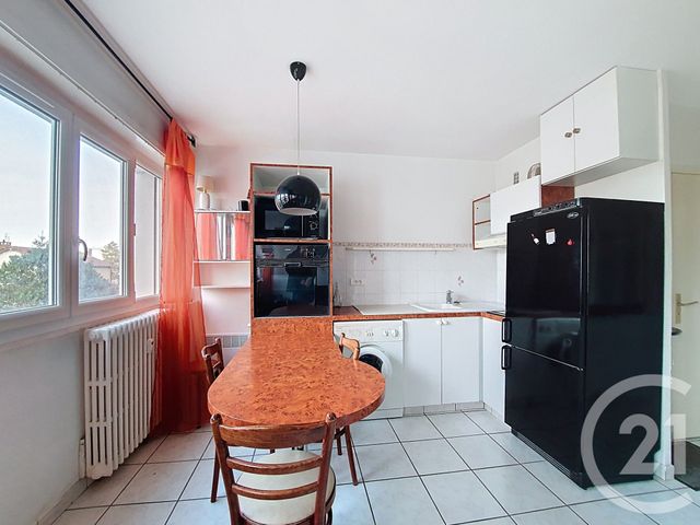 Appartement F1 à vendre - 1 pièce - 32.76 m2 - ROYAT - 63 - AUVERGNE - Century 21 Stéphane Roume Immobilier