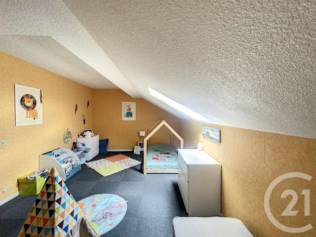 Appartement F4 à louer - 4 pièces - 100.52 m2 - BEAUMONT - 63 - AUVERGNE - Century 21 Stéphane Roume Immobilier