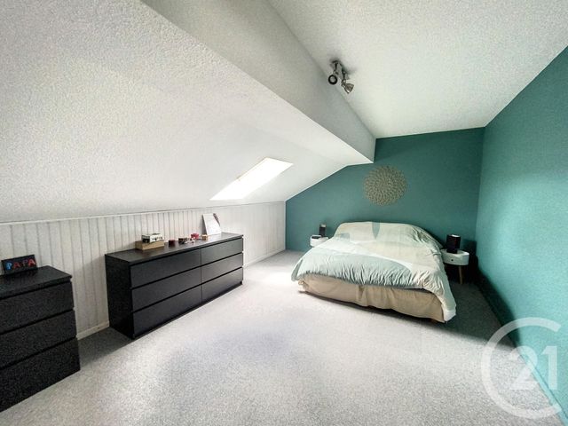 Appartement F4 à louer - 4 pièces - 100.52 m2 - BEAUMONT - 63 - AUVERGNE - Century 21 Stéphane Roume Immobilier