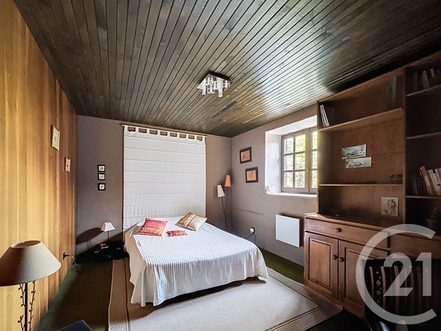 maison à vendre - 8 pièces - 300.0 m2 - ORCINES - 63 - AUVERGNE - Century 21 Stéphane Roume Immobilier