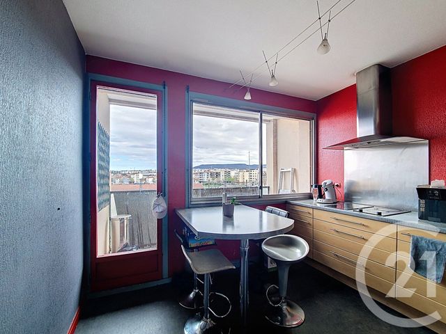 Appartement F2 à vendre - 2 pièces - 43.28 m2 - CLERMONT FERRAND - 63 - AUVERGNE - Century 21 Stéphane Roume Immobilier