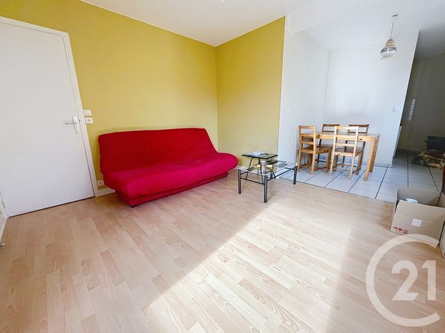Appartement F2 à louer - 2 pièces - 38.22 m2 - CLERMONT FERRAND - 63 - AUVERGNE - Century 21 Stéphane Roume Immobilier