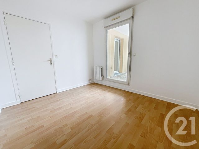 Appartement F2 à louer - 2 pièces - 38.22 m2 - CLERMONT FERRAND - 63 - AUVERGNE - Century 21 Stéphane Roume Immobilier