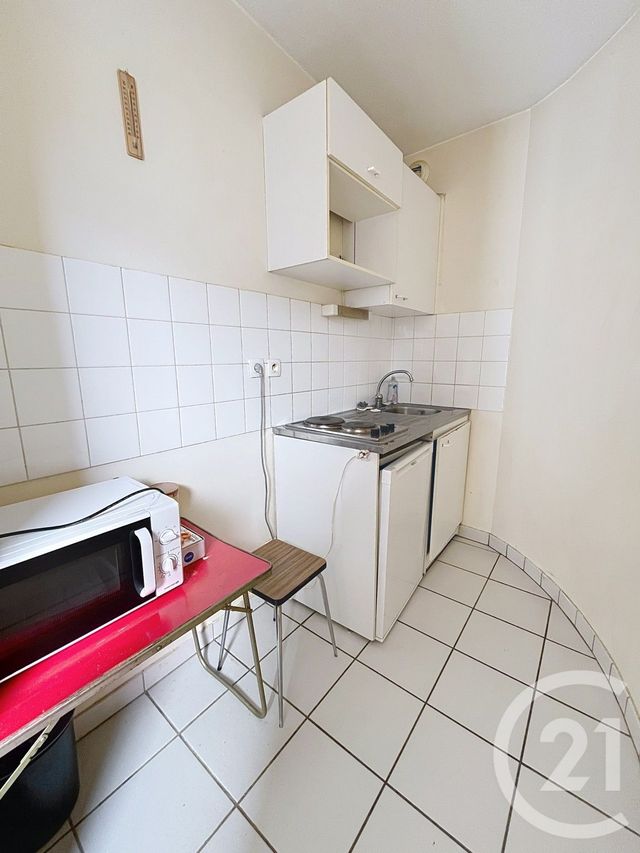 Appartement F2 à louer - 2 pièces - 38.22 m2 - CLERMONT FERRAND - 63 - AUVERGNE - Century 21 Stéphane Roume Immobilier