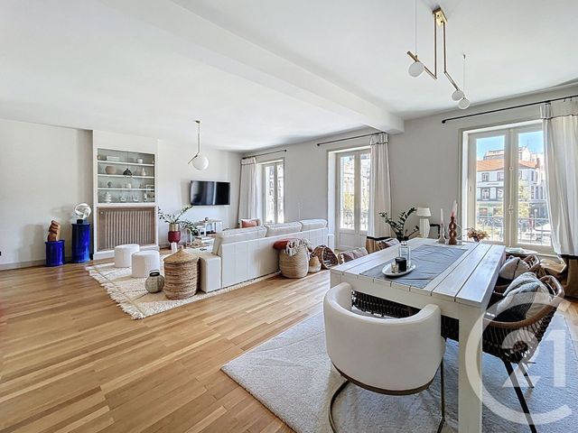 Appartement F6 à vendre - 7 pièces - 157.71 m2 - CLERMONT FERRAND - 63 - AUVERGNE - Century 21 Stéphane Roume Immobilier