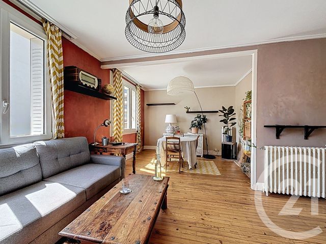 Appartement F4 à vendre - 4 pièces - 56.52 m2 - CLERMONT FERRAND - 63 - AUVERGNE - Century 21 Stéphane Roume Immobilier