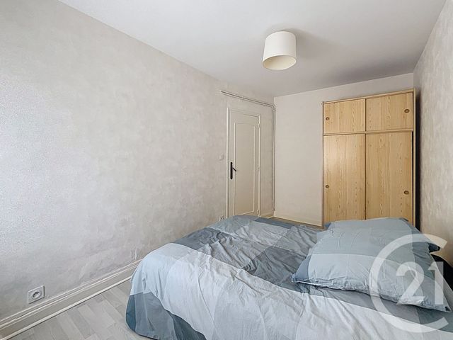 Appartement F3 à louer - 3 pièces - 52.52 m2 - CHAMALIERES - 63 - AUVERGNE - Century 21 Stéphane Roume Immobilier