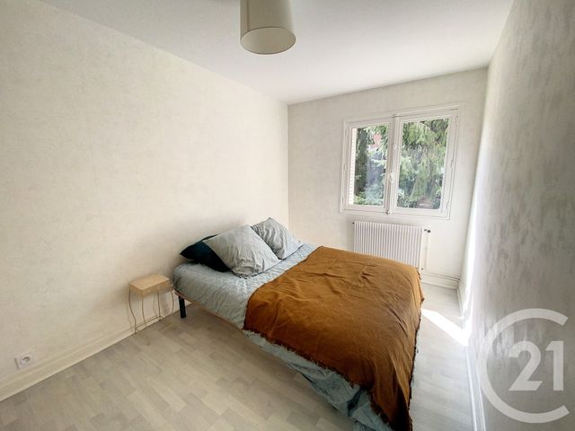 Appartement F3 à louer - 3 pièces - 52.52 m2 - CHAMALIERES - 63 - AUVERGNE - Century 21 Stéphane Roume Immobilier