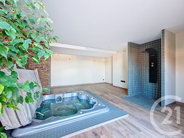 maison à vendre - 7 pièces - 201.31 m2 - AUBIERE - 63 - AUVERGNE - Century 21 Stéphane Roume Immobilier