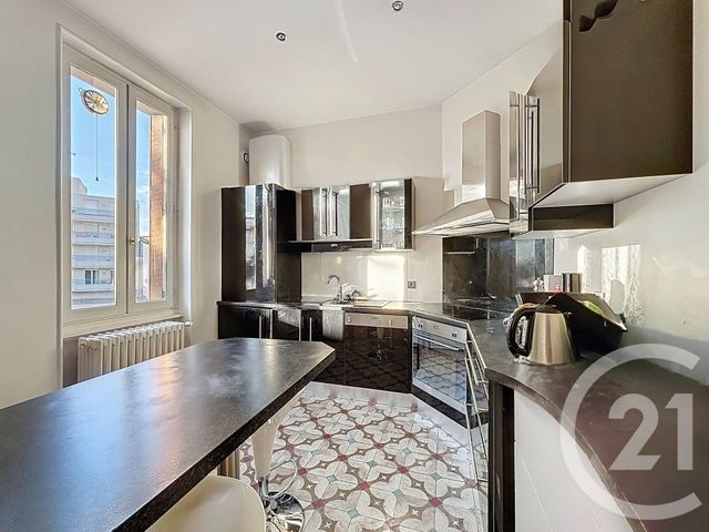Appartement F4 à vendre - 4 pièces - 95.1 m2 - CLERMONT FERRAND - 63 - AUVERGNE - Century 21 Stéphane Roume Immobilier