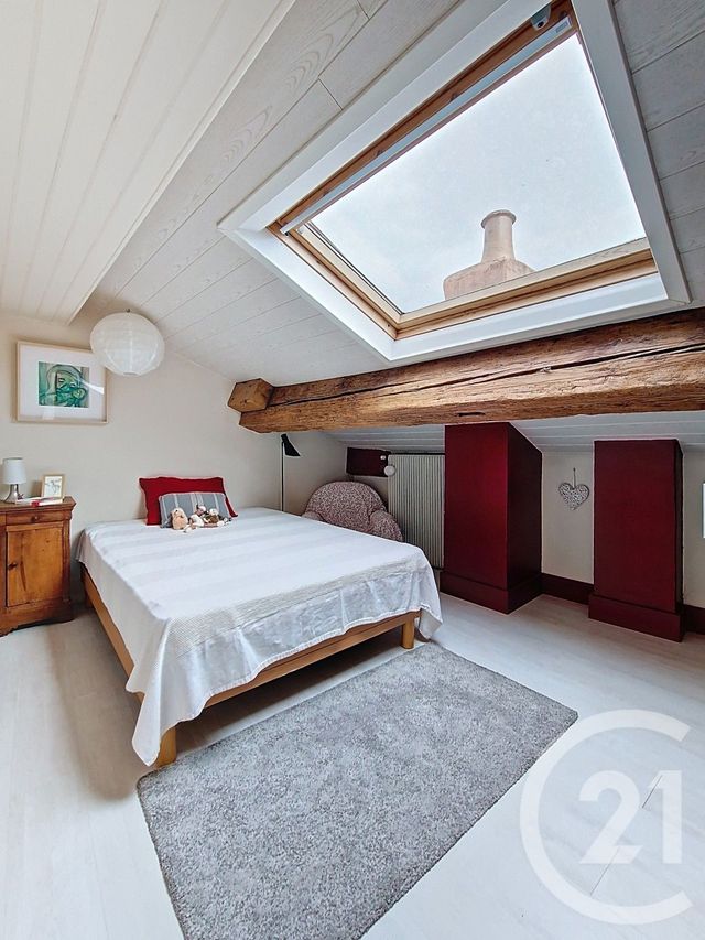 Appartement T4 à vendre - 4 pièces - 104.89 m2 - CLERMONT FERRAND - 63 - AUVERGNE - Century 21 Stéphane Roume Immobilier