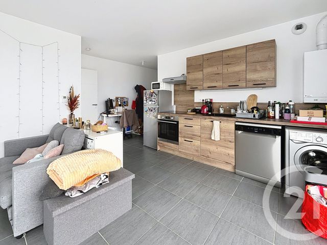 Appartement F2 à louer - 2 pièces - 43.69 m2 - CLERMONT FERRAND - 63 - AUVERGNE - Century 21 Stéphane Roume Immobilier