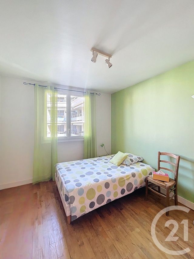 Appartement F4 à vendre - 4 pièces - 78.45 m2 - CHAMALIERES - 63 - AUVERGNE - Century 21 Stéphane Roume Immobilier