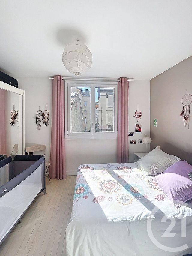 Appartement F4 à vendre - 4 pièces - 78.45 m2 - CHAMALIERES - 63 - AUVERGNE - Century 21 Stéphane Roume Immobilier