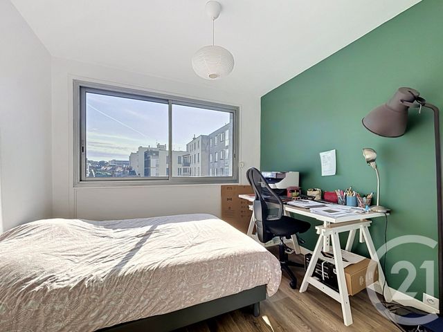 Appartement F3 à vendre - 3 pièces - 56.81 m2 - CLERMONT FERRAND - 63 - AUVERGNE - Century 21 Stéphane Roume Immobilier