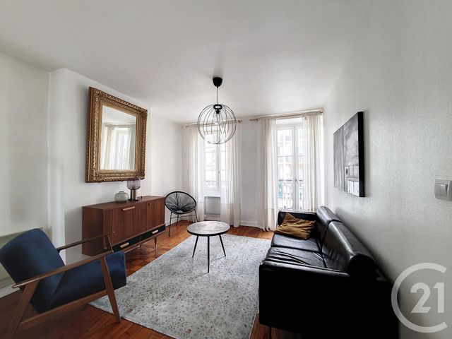 Appartement F2 à louer - 2 pièces - 47.84 m2 - CLERMONT FERRAND - 63 - AUVERGNE - Century 21 Stéphane Roume Immobilier