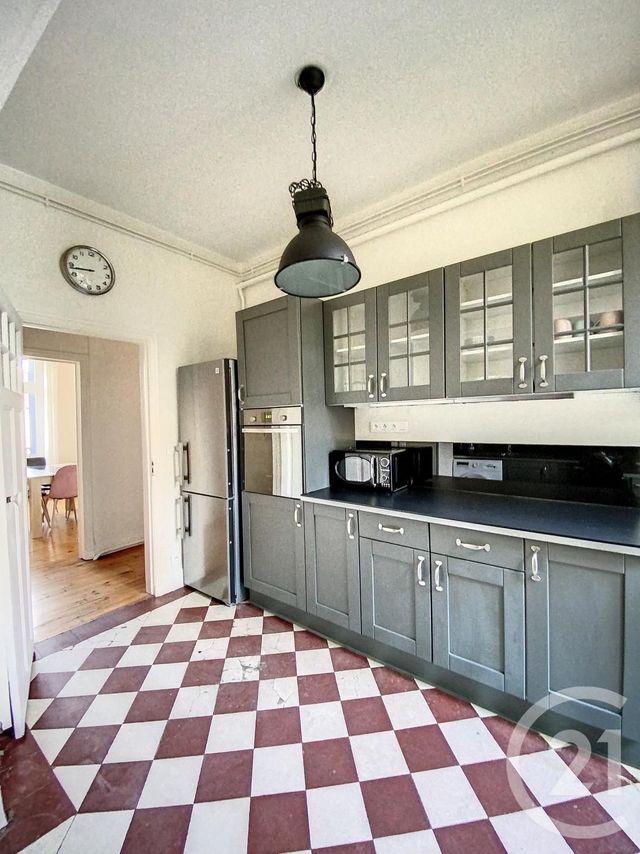 Appartement F3 à louer - 3 pièces - 72.71 m2 - CLERMONT FERRAND - 63 - AUVERGNE - Century 21 Stéphane Roume Immobilier