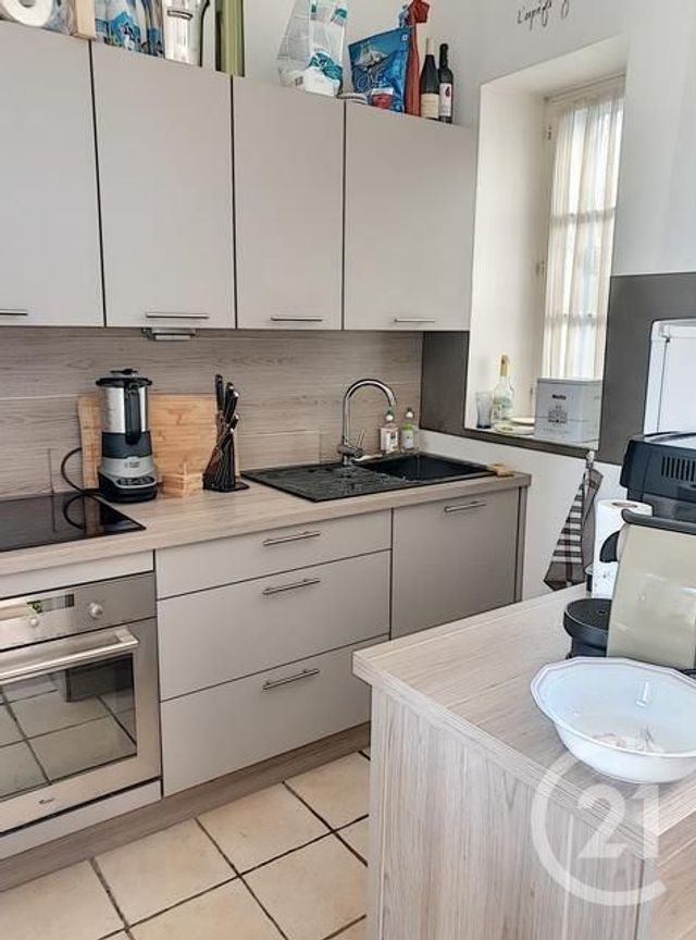 Appartement F3 à louer - 3 pièces - 50.23 m2 - CLERMONT FERRAND - 63 - AUVERGNE - Century 21 Stéphane Roume Immobilier